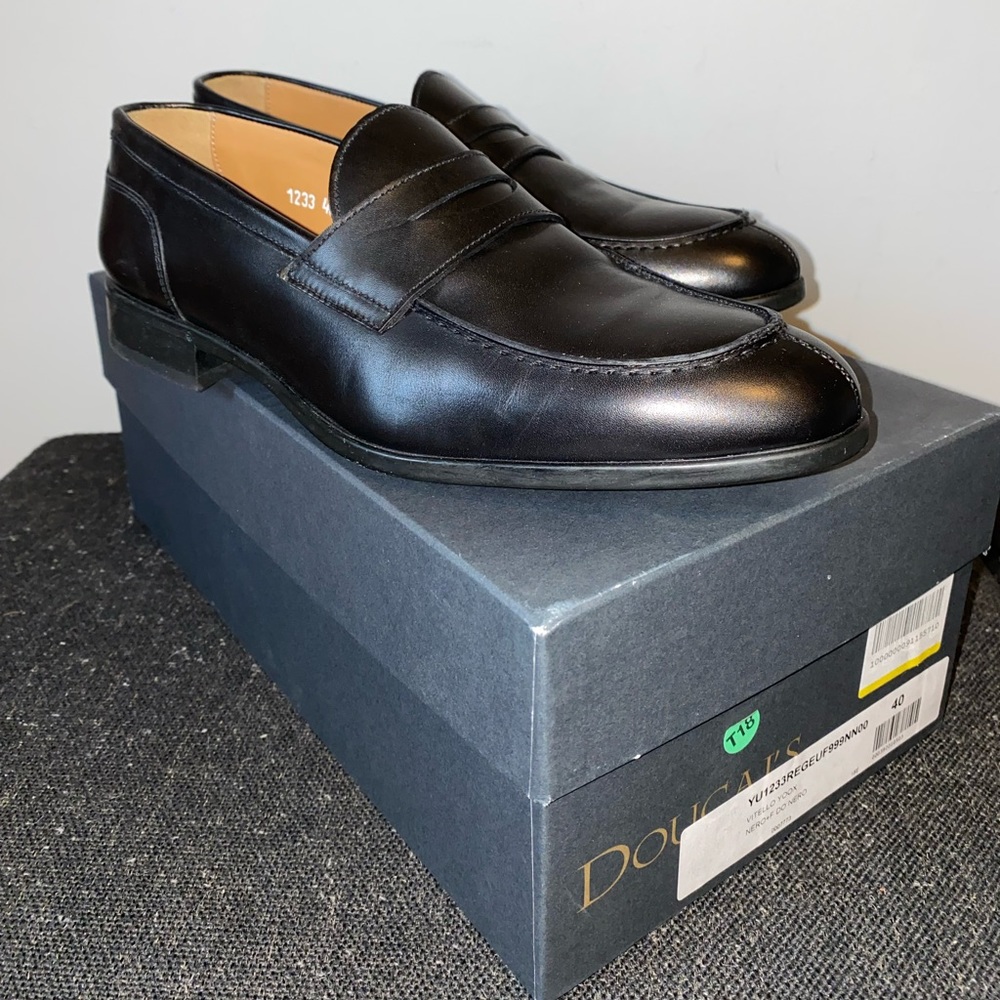 Doucal’s moccasin slip-on shoe for Men’s